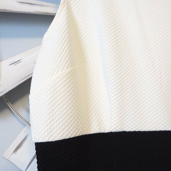 Beautiful 2 Pcs Danny &‎ Nicoles Dress Black & Cream Dress w/ Lace Size 6 - Picture 12 of 16